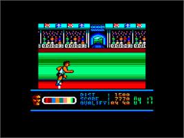 In game image of Daley Thompson's Olympic Challenge on the Amstrad CPC.