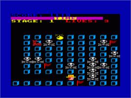In game image of Grid Iron 2 on the Amstrad CPC.