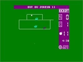 In game image of Kick Off on the Amstrad CPC.