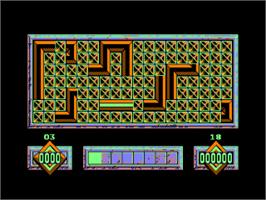 In game image of Loopz on the Amstrad CPC.