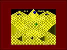 In game image of Marble Madness Deluxe Edition on the Amstrad CPC.
