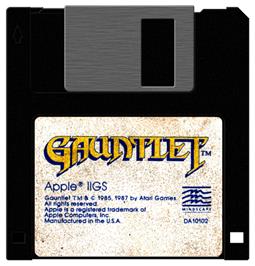 Artwork on the Disc for Gauntlet on the Apple II.