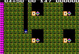 In game image of Super Boulder Dash on the Apple II.
