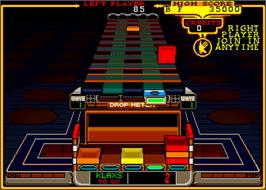 In game image of Klax on the Arcade.