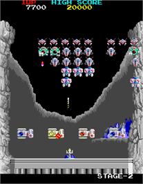 In game image of Return of the Invaders on the Arcade.