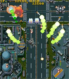 In game image of Super Spacefortress Macross / Chou-Jikuu Yousai Macross on the Arcade.