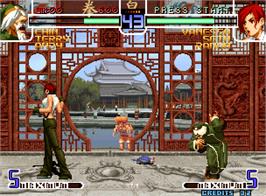 In game image of The King of Fighters 2002 Magic Plus on the Arcade.