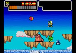 In game image of Wonder Boy III - Monster Lair on the Arcade.