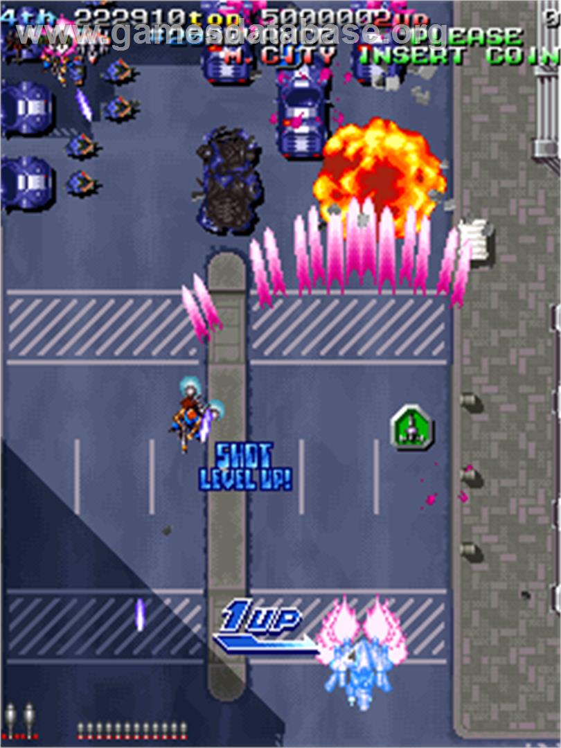 Armed Police Batrider - Arcade - Artwork - In Game