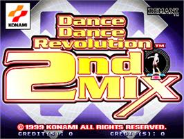 Title screen of Dance Dance Revolution 2nd Mix with beatmaniaIIDX CLUB VERSiON on the Arcade.