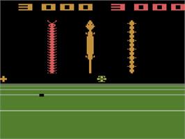 In game image of Bugs on the Atari 2600.