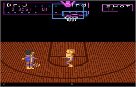 In game image of Dr. J and Larry Bird Go One-on-One on the Atari 7800.