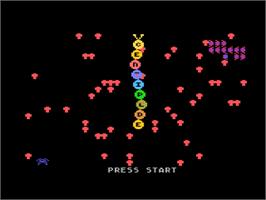 In game image of Centipede on the Atari 8-bit.