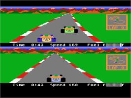 In game image of Pitstop 2 on the Atari 8-bit.
