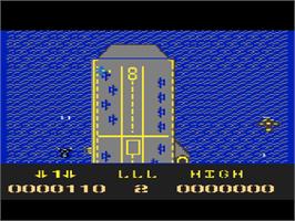 In game image of Screaming Wings on the Atari 8-bit.