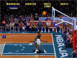 In game image of NBA Jam TE on the Atari Jaguar.