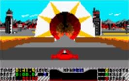 In game image of S.T.U.N. Runner on the Atari Lynx.