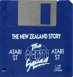 Artwork on the Disc for New Zealand Story on the Atari ST.