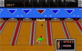 In game image of 10th Frame on the Atari ST.