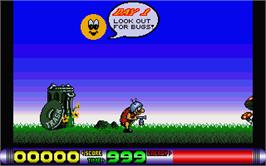In game image of Bug Bash on the Atari ST.
