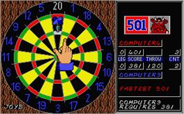 In game image of Bully's Sporting Darts on the Atari ST.