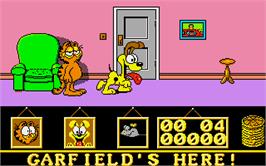 In game image of Garfield: Big, Fat, Hairy Deal on the Atari ST.