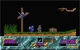 In game image of Ghouls'n Ghosts on the Atari ST.