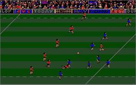 In game image of International Rugby Simulator on the Atari ST.