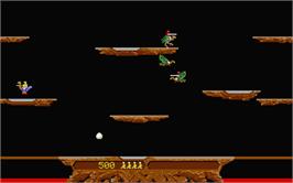 In game image of Joust on the Atari ST.