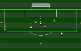 In game image of Kenny Dalglish Soccer Match on the Atari ST.