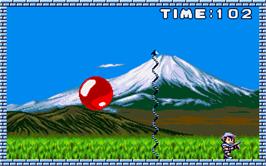 In game image of Pang on the Atari ST.