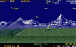 In game image of Silk Worm on the Atari ST.