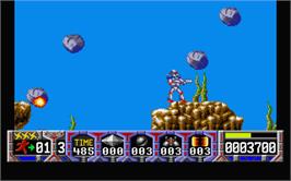 In game image of Turrican on the Atari ST.
