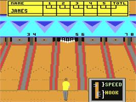 In game image of 10th Frame on the Commodore 64.