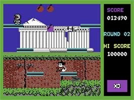 In game image of Bomb Jack on the Commodore 64.
