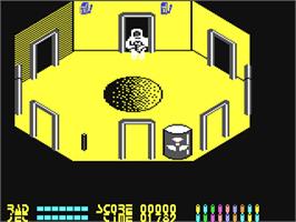 In game image of Chain Reaction on the Commodore 64.