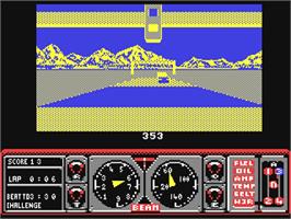 In game image of Hard Drivin' on the Commodore 64.
