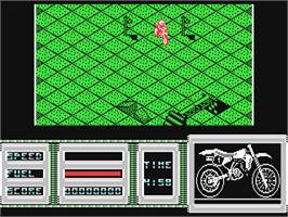 In game image of Motorbike Madness on the Commodore 64.