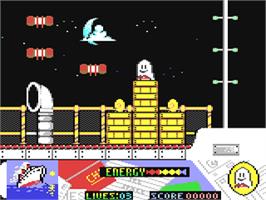In game image of Titanic Blinky on the Commodore 64.