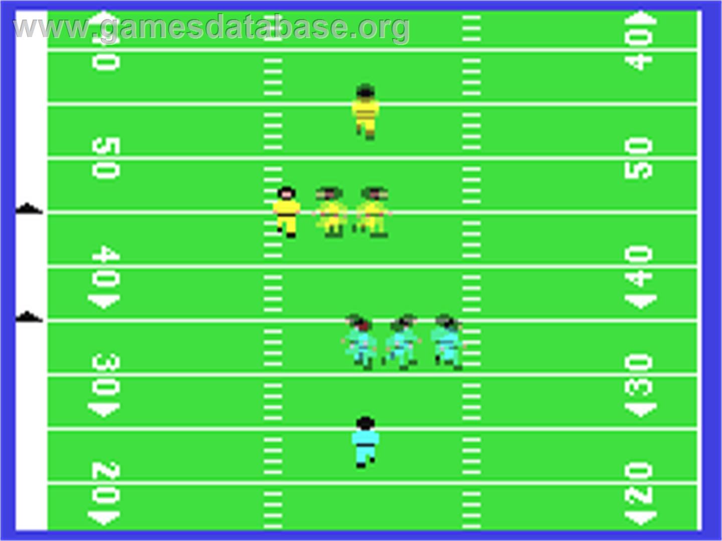 On Field Football - Commodore 64 - Artwork - In Game