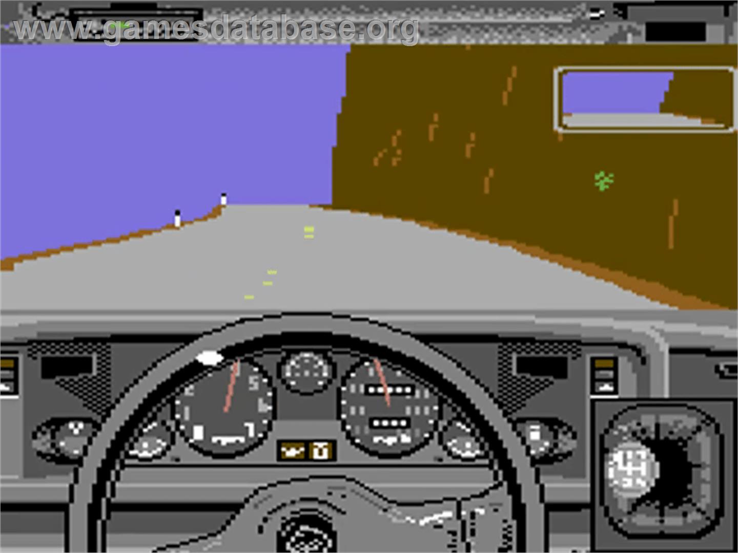 Test Drive - Commodore 64 - Artwork - In Game