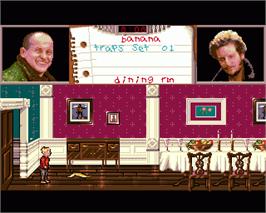 In game image of Home Alone on the Commodore Amiga.