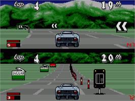 In game image of Jaguar XJ220 on the Commodore Amiga.