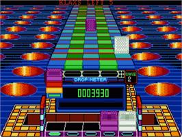 In game image of Klax on the Commodore Amiga.