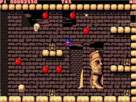 In game image of Mighty Bombjack on the Commodore Amiga.