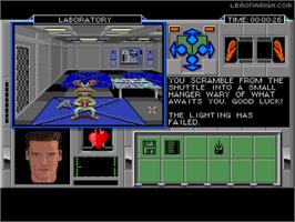 In game image of Spacewrecked: 14 Billion Light Years From Earth on the Commodore Amiga.