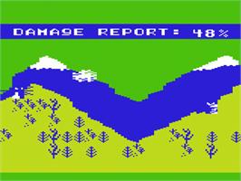 In game image of Artillery Duel on the Commodore VIC-20.