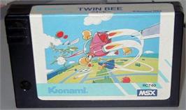 Cartridge artwork for TwinBee on the MSX.