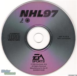 Artwork on the Disc for NHL 97 on the Microsoft DOS.