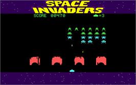 In game image of Space Invaders on the Microsoft DOS.